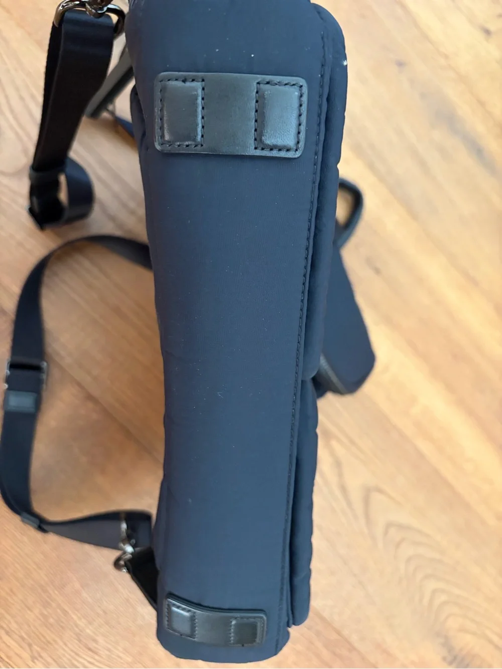Tumi sleek black